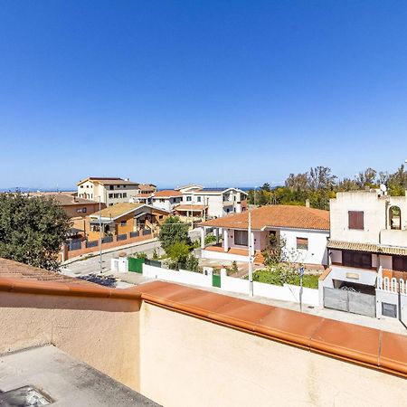 Charlotte Apartment - For Family And Groups Porto Torres Eksteriør billede