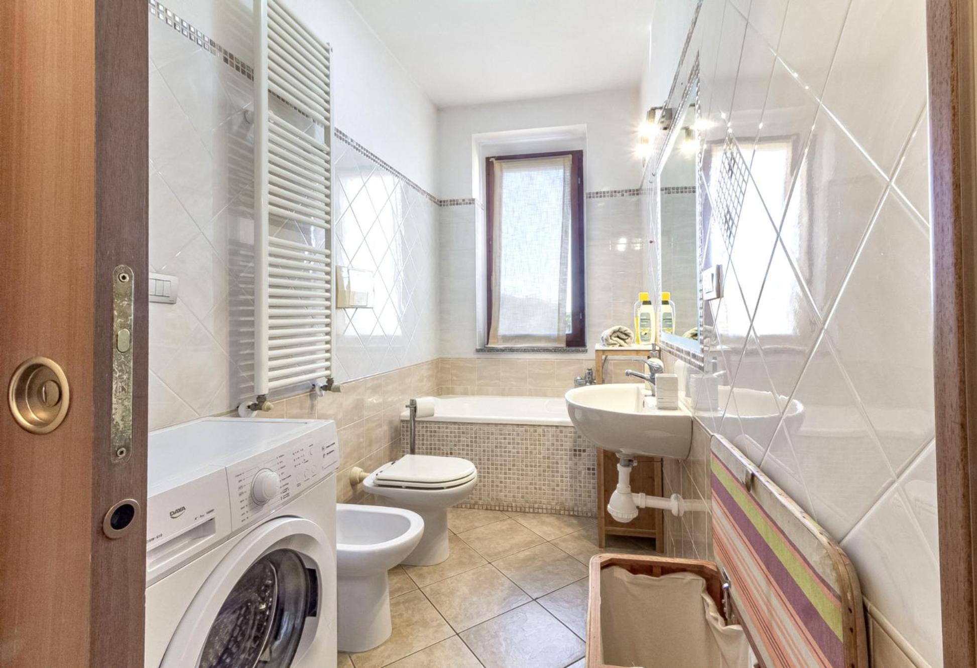 Charlotte Apartment - For Family And Groups Porto Torres Eksteriør billede