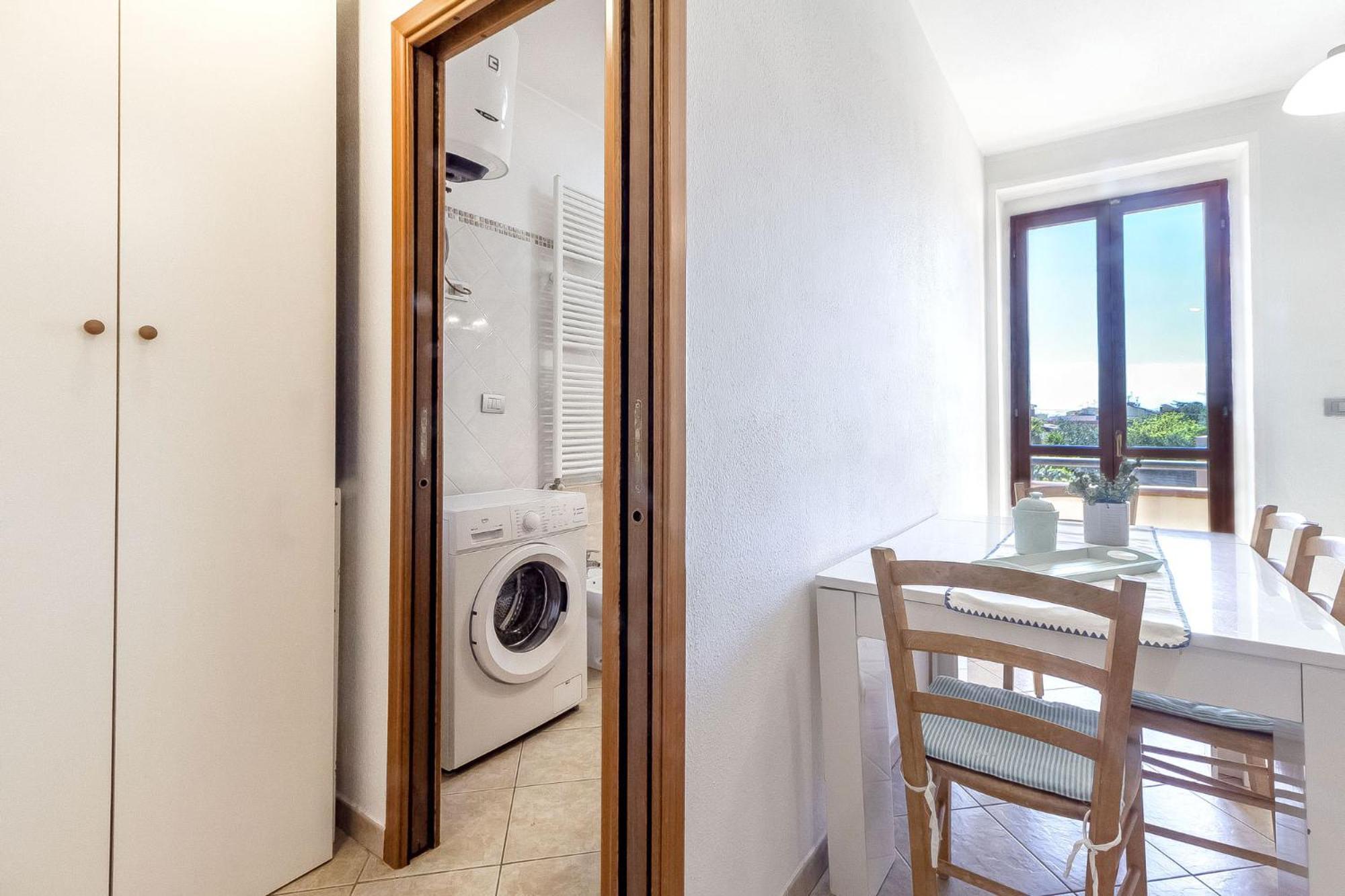 Charlotte Apartment - For Family And Groups Porto Torres Eksteriør billede