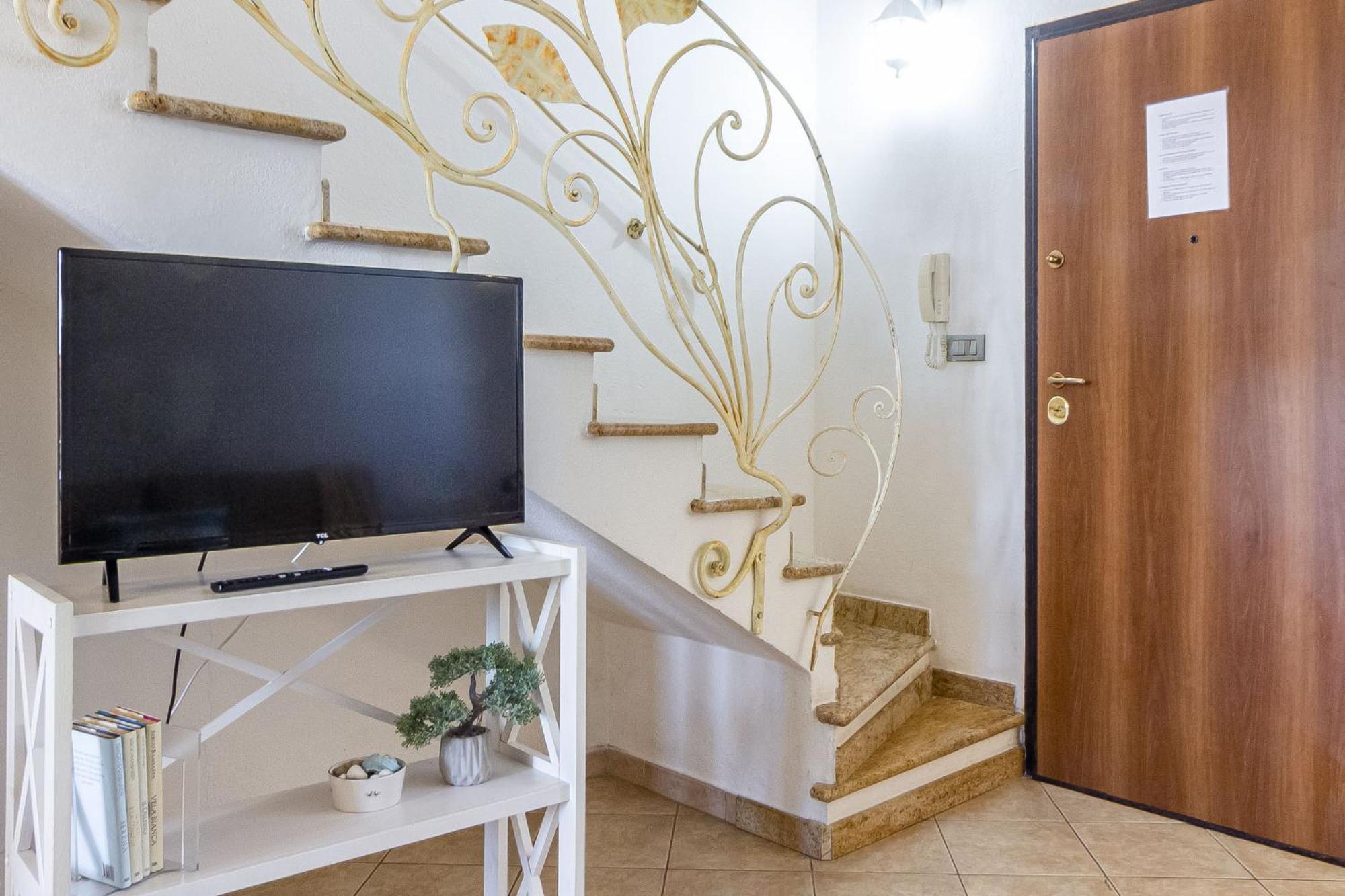 Charlotte Apartment - For Family And Groups Porto Torres Eksteriør billede