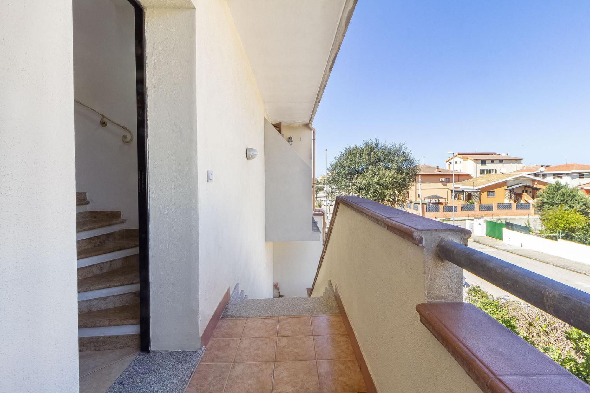Charlotte Apartment - For Family And Groups Porto Torres Eksteriør billede