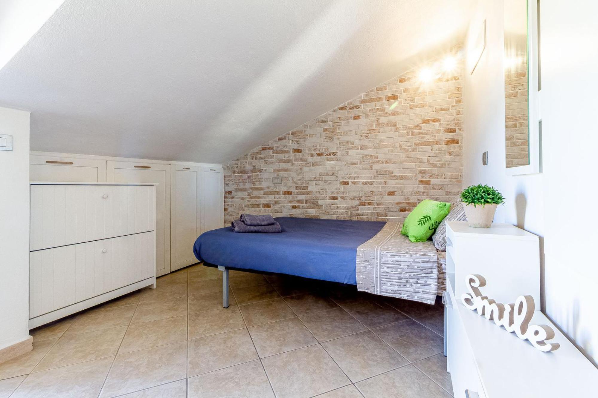 Charlotte Apartment - For Family And Groups Porto Torres Eksteriør billede